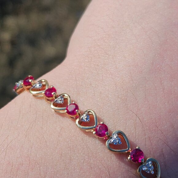 10KT Yellow Gold Diamond & Lab Grown Ruby Heart Link Tennis Bracelet 8 Inches - Picture 4 of 15